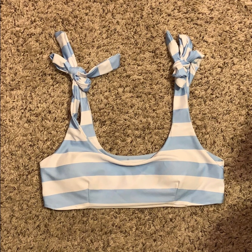 Bikini top